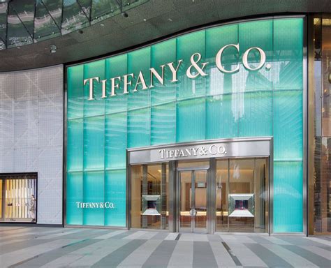 tiffany's department store.